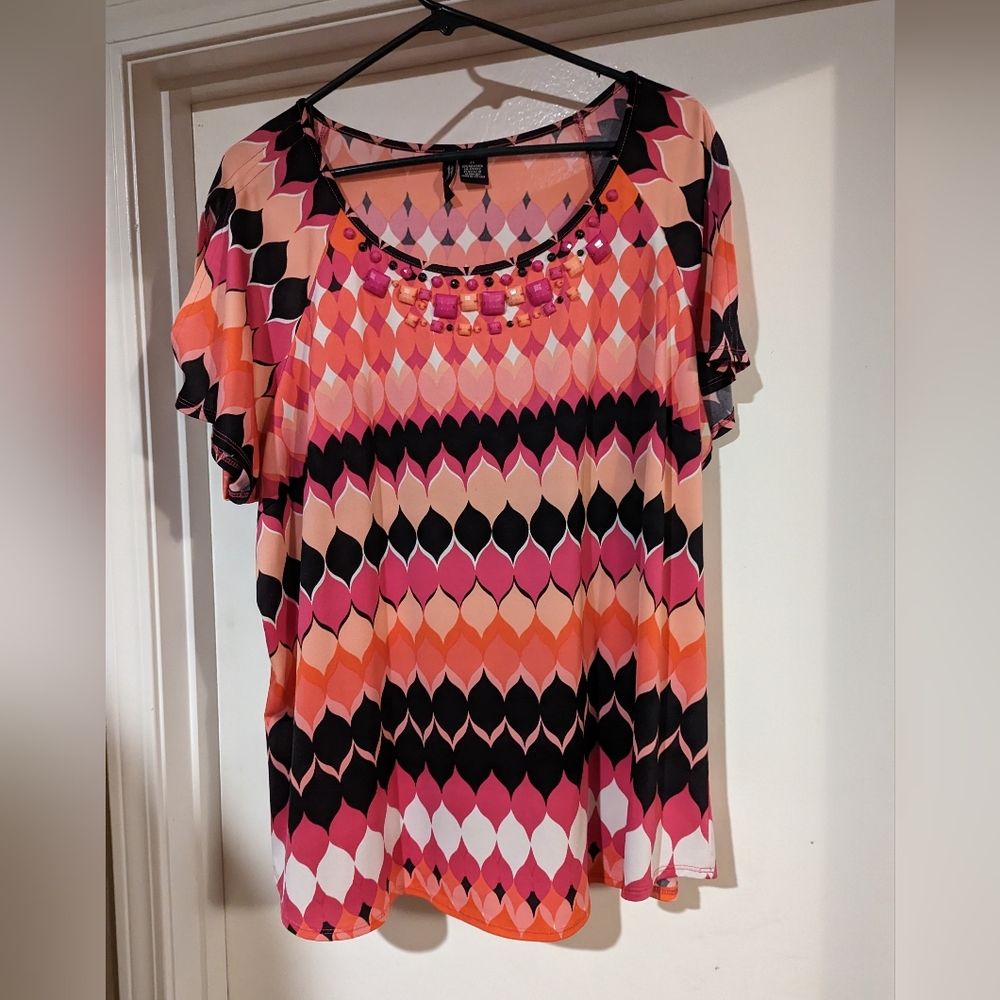 Multi color split sleeve with embellished neck top